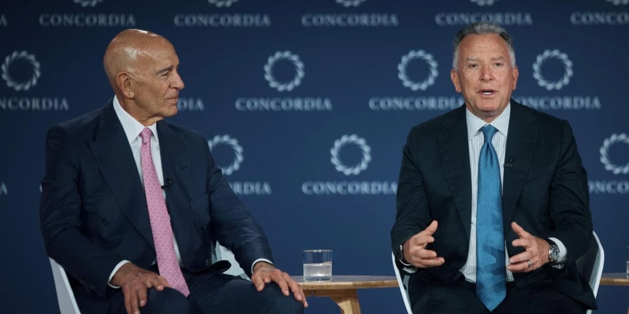 barrack ve witkoffun tatil planini trump bozdu 8RNUvWWZ