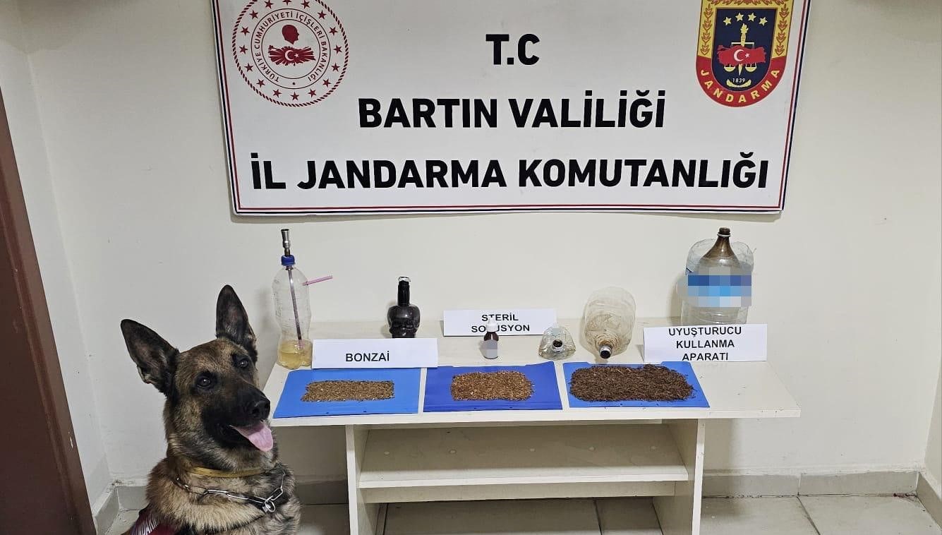 bartinda uyusturucu operasyonu 1 gozalti nWbiYOsG