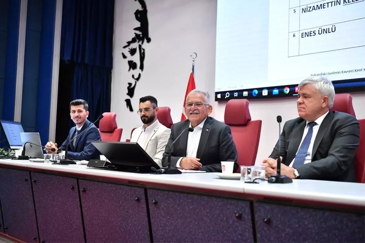 baskan buyukkilictan genclere tam destek kent konseyi genclik meclisi kuruldu 6Br1gnIE