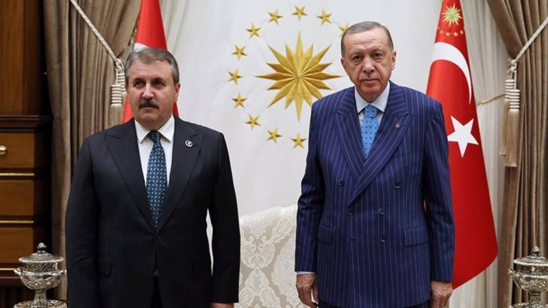 cumhur ittifaki ortagi destici sadece turkiyedeki pkk degil suriyedekiler de silah birakacak 2eIy7zHX