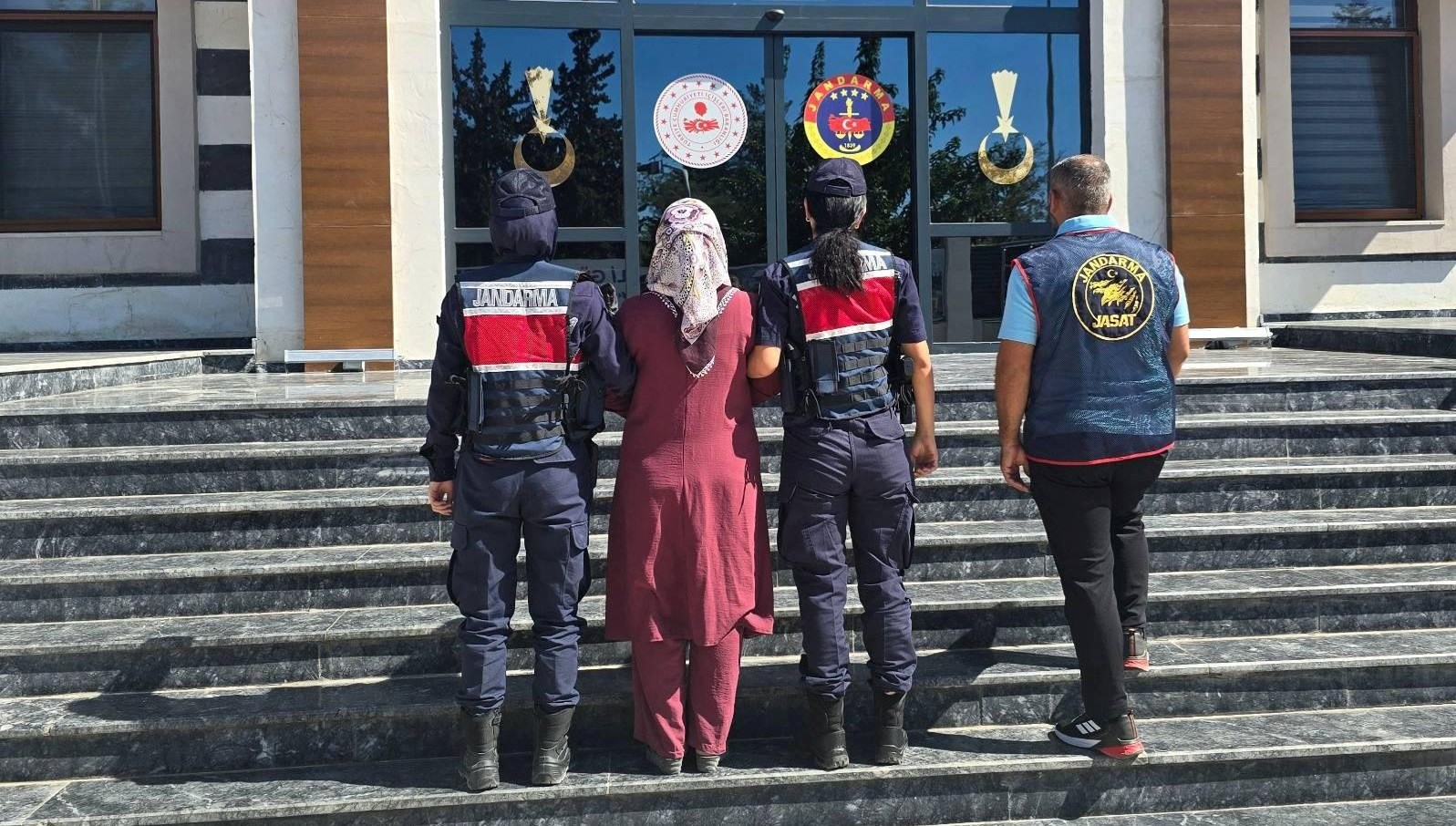 gaziantepte firari feto uyesi yakalandi dTY2WwVL