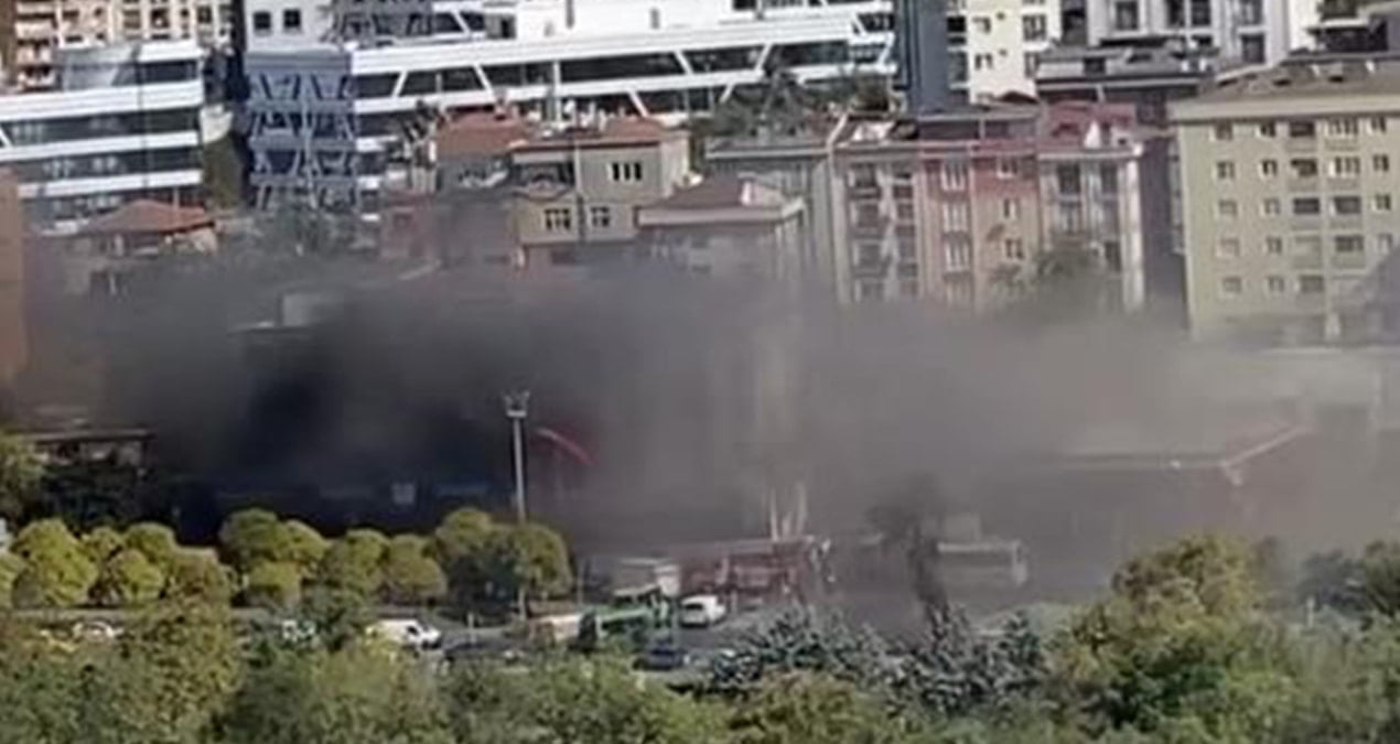 kagithanede is yerinde yangin llUldXM8