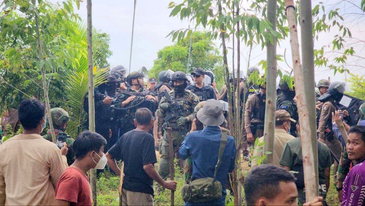 tayland kambocya sinirinda gerginlik artiyor tas ve sapanla saldirdilar zTVSjTJI