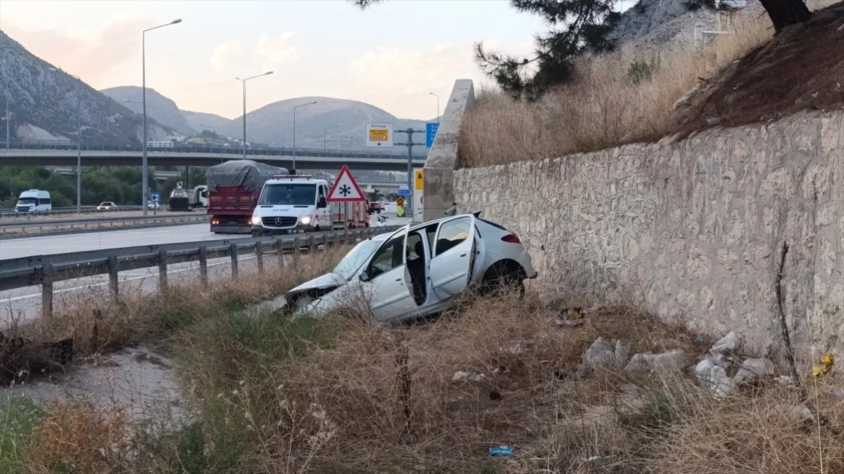 amasyada trafik kazasi surucu yaralandi xyNI7Y1V