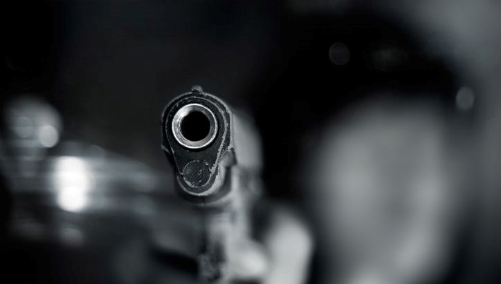 borc tartismasi silahli kavgaya donustu 2 yarali 2 gozalti 8FJBTAxr