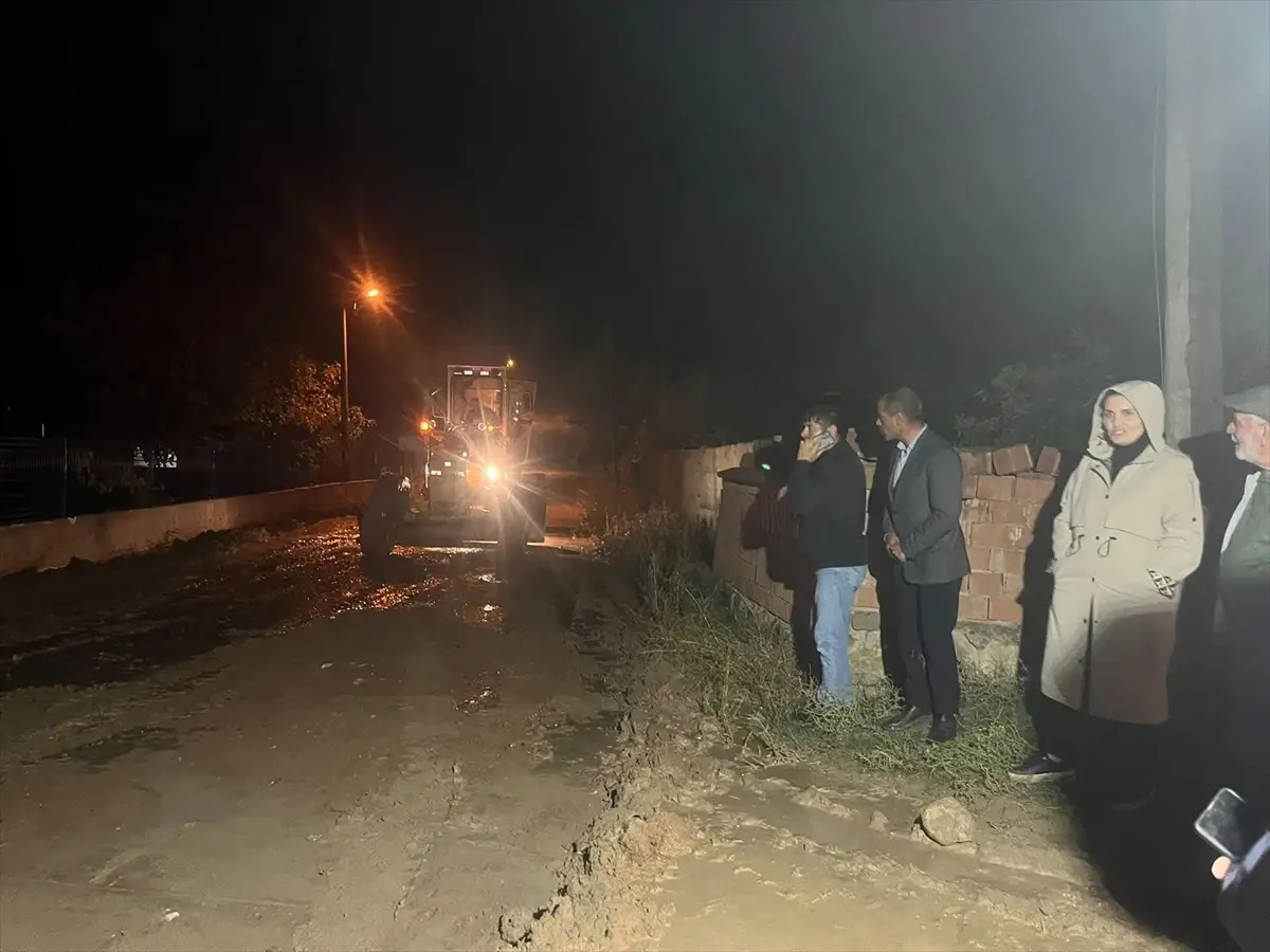 kirikkalede saganak sel kvy3Hn99.jpg