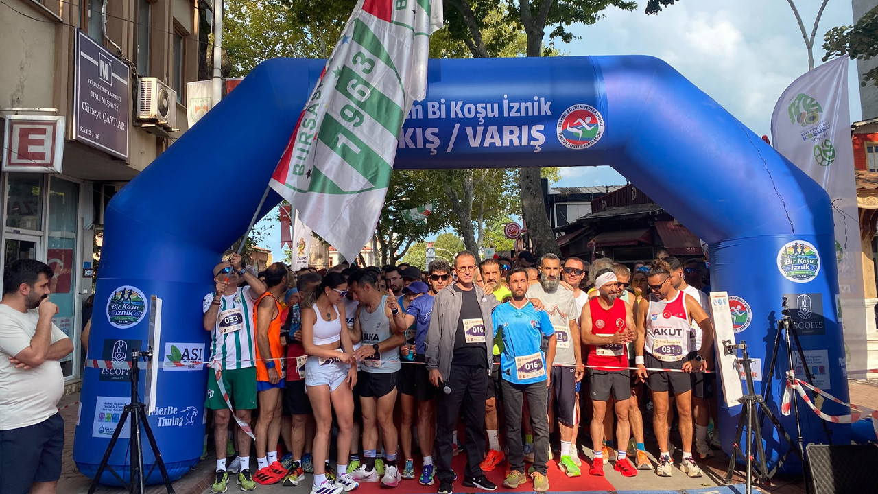 Iznikte kosu heyecani evden bir kosu 500den fazla sporcuyla basladi LDXtd1Qj